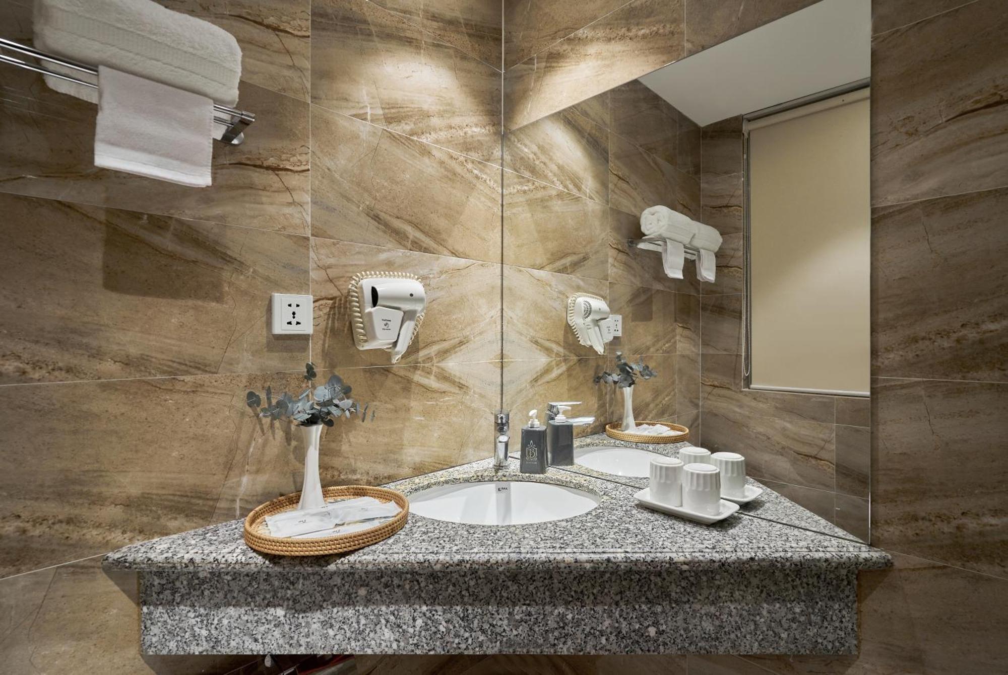 Sky Gem Hotel Sora Ho Chi Minh City Bagian luar foto