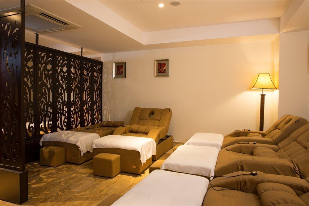 Sky Gem Hotel Sora Ho Chi Minh City Bagian luar foto